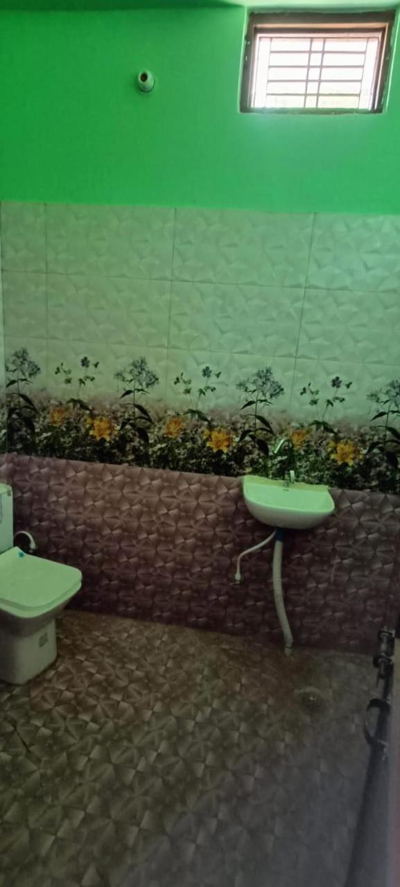 Shree Ram Guest House Near Ram Mandir Ayodhya Екстериор снимка