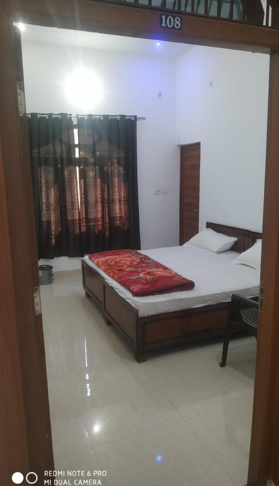 Shree Ram Guest House Near Ram Mandir Ayodhya Екстериор снимка